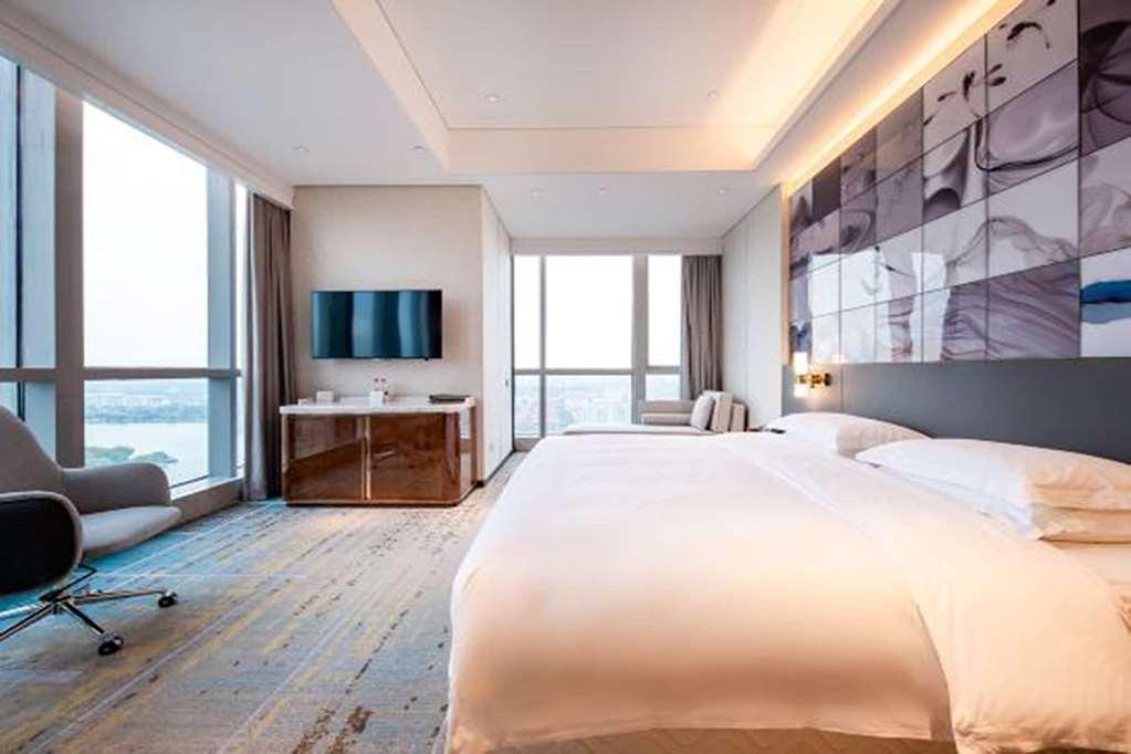 ホテル Wyndham Grand Suzhou Fenhu Xinta 部屋 写真