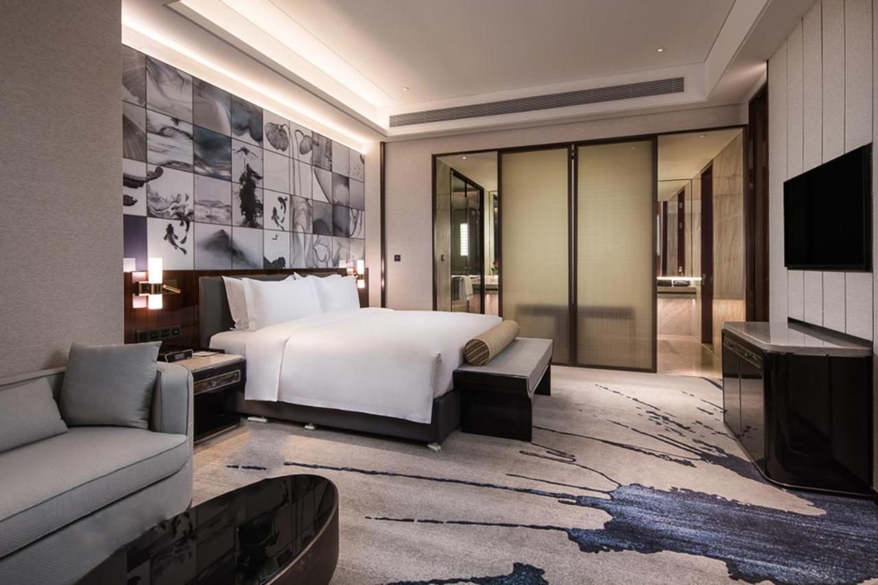 ホテル Wyndham Grand Suzhou Fenhu Xinta エクステリア 写真